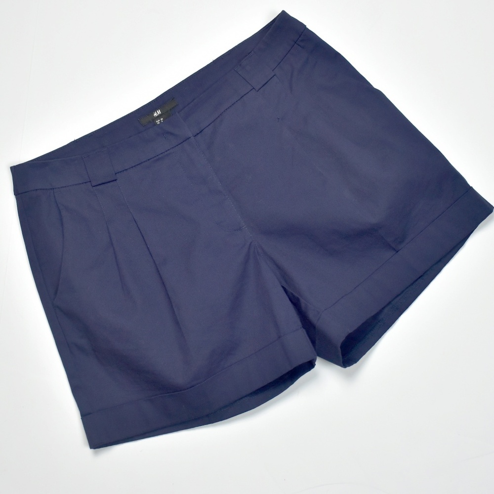 H&M Navy Pleated Chino Shorts Size 8